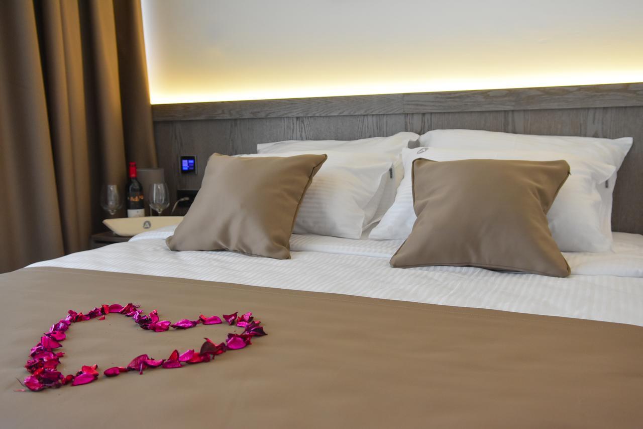 Alibi Zlatibor Inn ภายนอก รูปภาพ